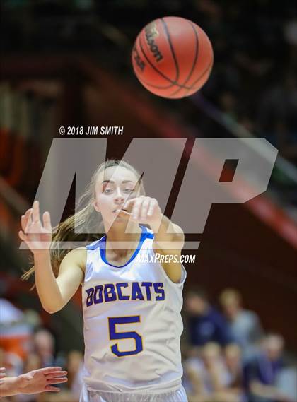 Thumbnail 3 in Espanola Valley @ Bloomfield (NMAA 5A Quarterfinal) photogallery.