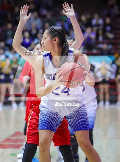 Thumbnail 2 in Espanola Valley @ Bloomfield (NMAA 5A Quarterfinal) photogallery.