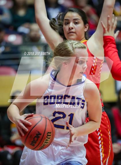 Thumbnail 2 in Espanola Valley @ Bloomfield (NMAA 5A Quarterfinal) photogallery.