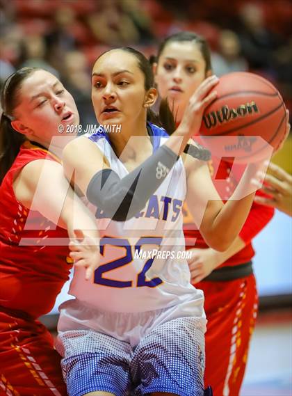 Thumbnail 2 in Espanola Valley @ Bloomfield (NMAA 5A Quarterfinal) photogallery.