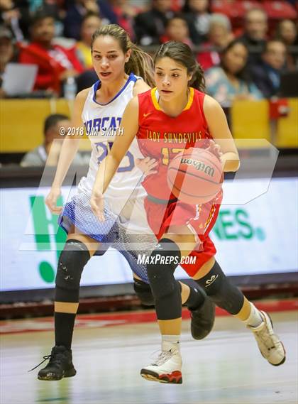 Thumbnail 2 in Espanola Valley @ Bloomfield (NMAA 5A Quarterfinal) photogallery.