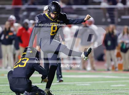 Thumbnail 2 in El Capitan vs Carmel (CIF Div 5-AA Final) photogallery.