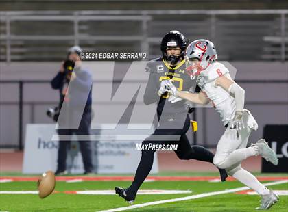 Thumbnail 3 in El Capitan vs Carmel (CIF Div 5-AA Final) photogallery.