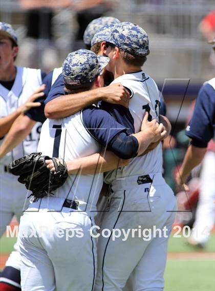 Thumbnail 2 in Seaman vs Heights (KSHSAA 5A Playoff) photogallery.