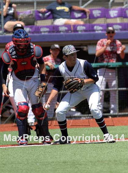 Thumbnail 2 in Seaman vs Heights (KSHSAA 5A Playoff) photogallery.