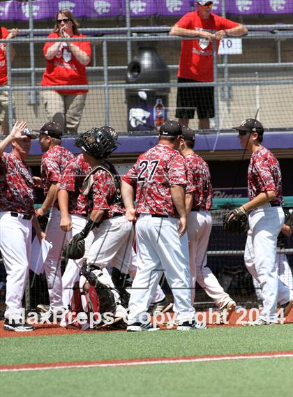 Thumbnail 1 in Seaman vs Heights (KSHSAA 5A Playoff) photogallery.