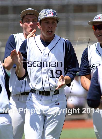 Thumbnail 3 in Seaman vs Heights (KSHSAA 5A Playoff) photogallery.