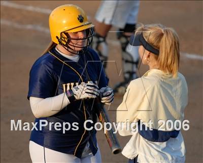 Thumbnail 3 in Chaminade vs. Warren (D4 Section Final) photogallery.