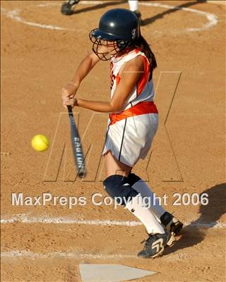 Thumbnail 3 in Chaminade vs. Warren (D4 Section Final) photogallery.