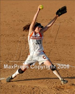 Thumbnail 1 in Chaminade vs. Warren (D4 Section Final) photogallery.