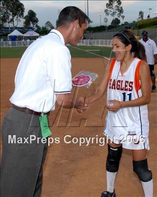 Thumbnail 1 in Chaminade vs. Warren (D4 Section Final) photogallery.