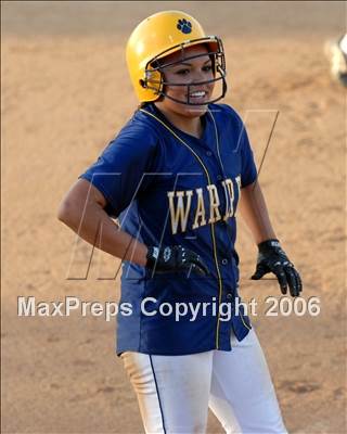 Thumbnail 1 in Chaminade vs. Warren (D4 Section Final) photogallery.