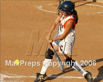 Thumbnail 1 in Chaminade vs. Warren (D4 Section Final) photogallery.