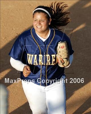 Thumbnail 2 in Chaminade vs. Warren (D4 Section Final) photogallery.