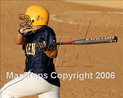 Thumbnail 2 in Chaminade vs. Warren (D4 Section Final) photogallery.