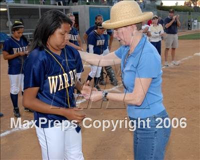 Thumbnail 3 in Chaminade vs. Warren (D4 Section Final) photogallery.