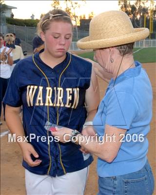 Thumbnail 2 in Chaminade vs. Warren (D4 Section Final) photogallery.
