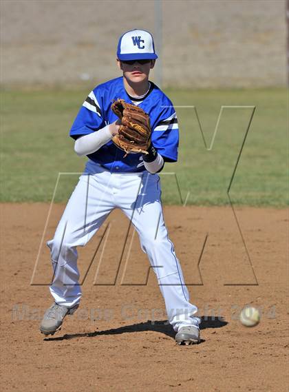 Thumbnail 3 in Ponder vs. Wolfe City (Bells Tournament) photogallery.