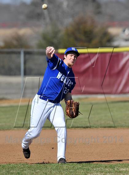 Thumbnail 2 in Ponder vs. Wolfe City (Bells Tournament) photogallery.