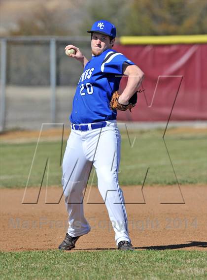Thumbnail 1 in Ponder vs. Wolfe City (Bells Tournament) photogallery.