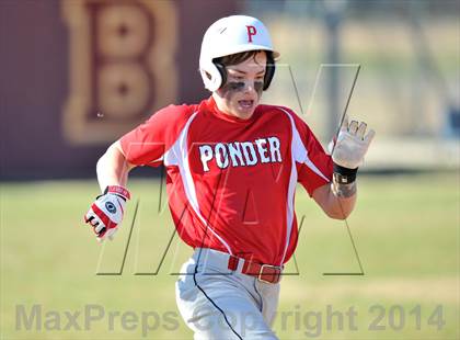 Thumbnail 2 in Ponder vs. Wolfe City (Bells Tournament) photogallery.