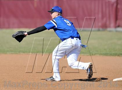 Thumbnail 3 in Ponder vs. Wolfe City (Bells Tournament) photogallery.
