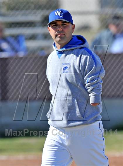 Thumbnail 3 in Ponder vs. Wolfe City (Bells Tournament) photogallery.