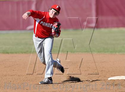 Thumbnail 3 in Ponder vs. Wolfe City (Bells Tournament) photogallery.