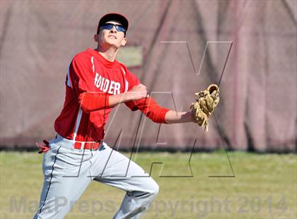 Thumbnail 2 in Ponder vs. Wolfe City (Bells Tournament) photogallery.