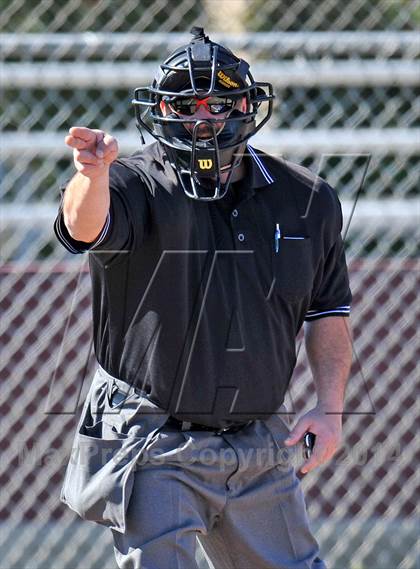Thumbnail 1 in Ponder vs. Wolfe City (Bells Tournament) photogallery.