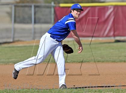 Thumbnail 3 in Ponder vs. Wolfe City (Bells Tournament) photogallery.