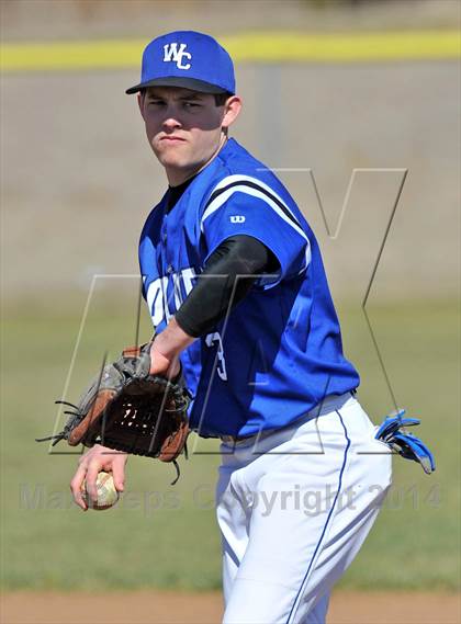 Thumbnail 3 in Ponder vs. Wolfe City (Bells Tournament) photogallery.