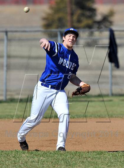 Thumbnail 2 in Ponder vs. Wolfe City (Bells Tournament) photogallery.