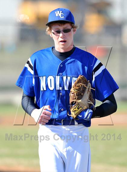 Thumbnail 3 in Ponder vs. Wolfe City (Bells Tournament) photogallery.