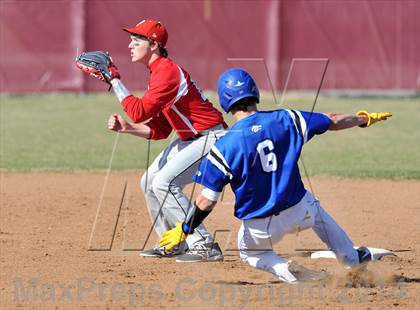 Thumbnail 3 in Ponder vs. Wolfe City (Bells Tournament) photogallery.