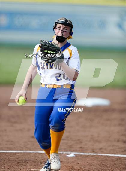 Thumbnail 3 in North Branford vs. Seymour (CIAC Class M Final) photogallery.