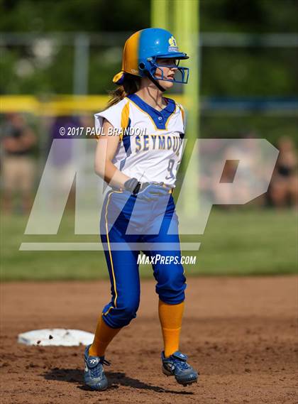 Thumbnail 3 in North Branford vs. Seymour (CIAC Class M Final) photogallery.