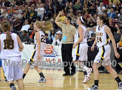 Thumbnail 2 in Kennedy vs. Oak Ridge (CIF SJS D1 Final) photogallery.