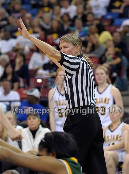 Thumbnail 1 in Kennedy vs. Oak Ridge (CIF SJS D1 Final) photogallery.