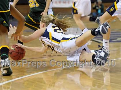 Thumbnail 1 in Kennedy vs. Oak Ridge (CIF SJS D1 Final) photogallery.