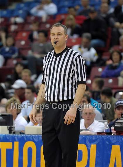 Thumbnail 3 in Kennedy vs. Oak Ridge (CIF SJS D1 Final) photogallery.