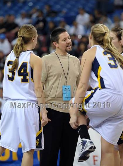 Thumbnail 1 in Kennedy vs. Oak Ridge (CIF SJS D1 Final) photogallery.