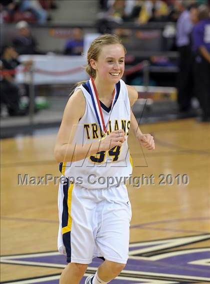 Thumbnail 1 in Kennedy vs. Oak Ridge (CIF SJS D1 Final) photogallery.