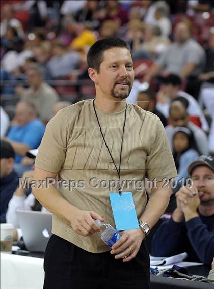 Thumbnail 2 in Kennedy vs. Oak Ridge (CIF SJS D1 Final) photogallery.
