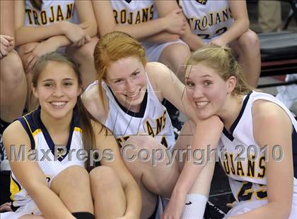 Thumbnail 2 in Kennedy vs. Oak Ridge (CIF SJS D1 Final) photogallery.