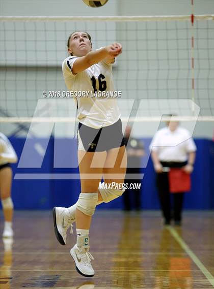 Thumbnail 3 in Coronado vs Flower Mound photogallery.