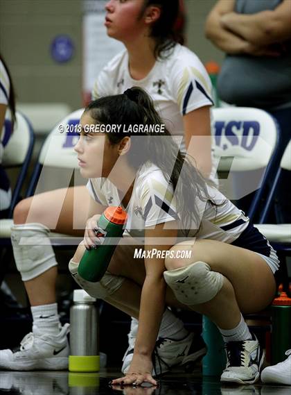 Thumbnail 2 in Coronado vs Flower Mound photogallery.