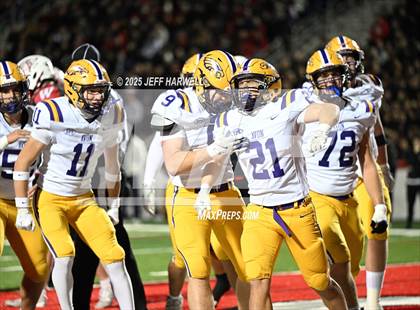 Thumbnail 3 in Avon @ Wadsworth (OHSAA Division 2 Regional) photogallery.