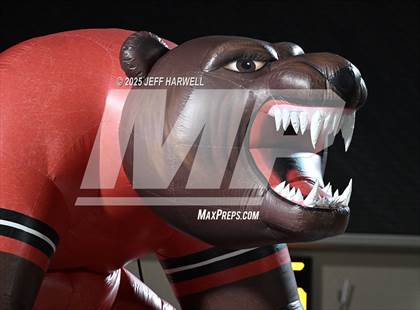 Thumbnail 3 in Avon @ Wadsworth (OHSAA Division 2 Regional) photogallery.