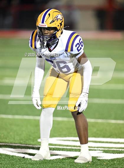 Thumbnail 1 in Avon @ Wadsworth (OHSAA Division 2 Regional) photogallery.